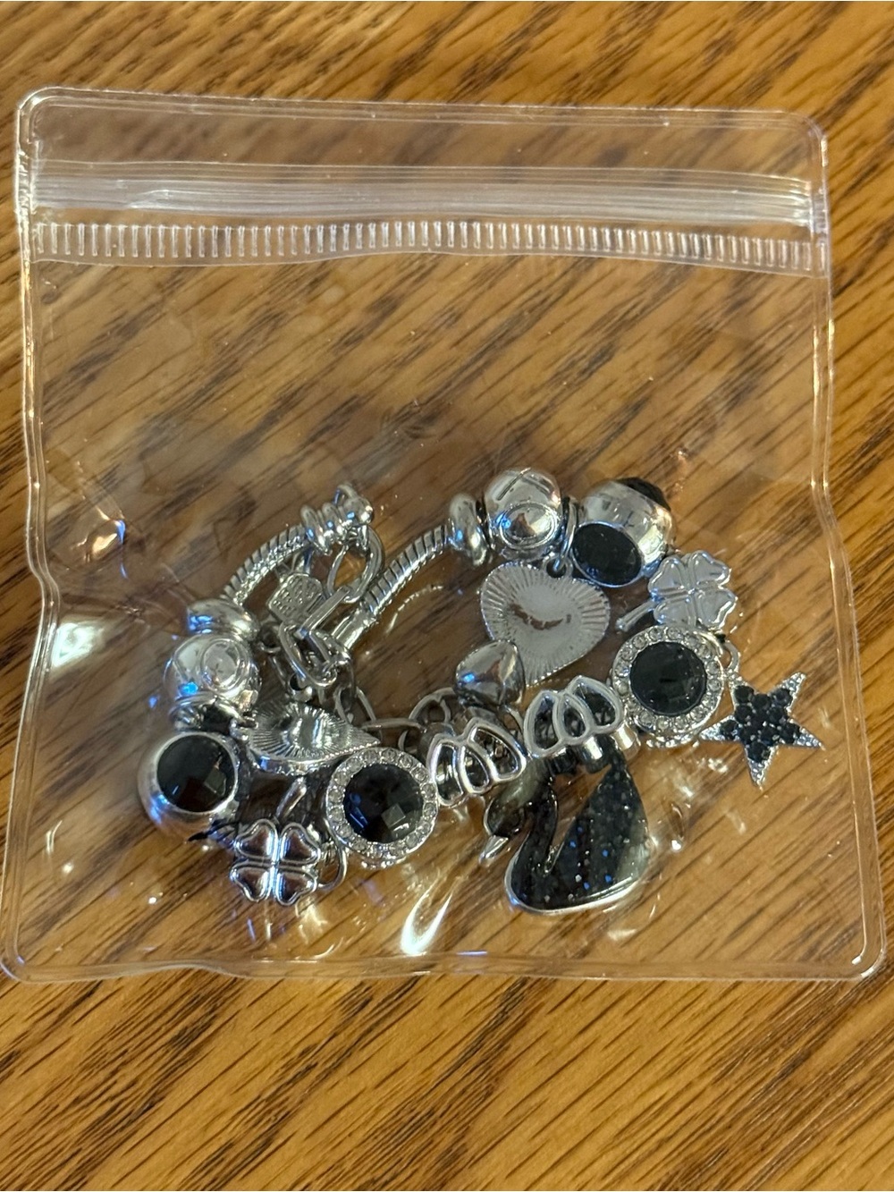 Black Crystal Swan Charm Bracelet - Picture 6 of 6